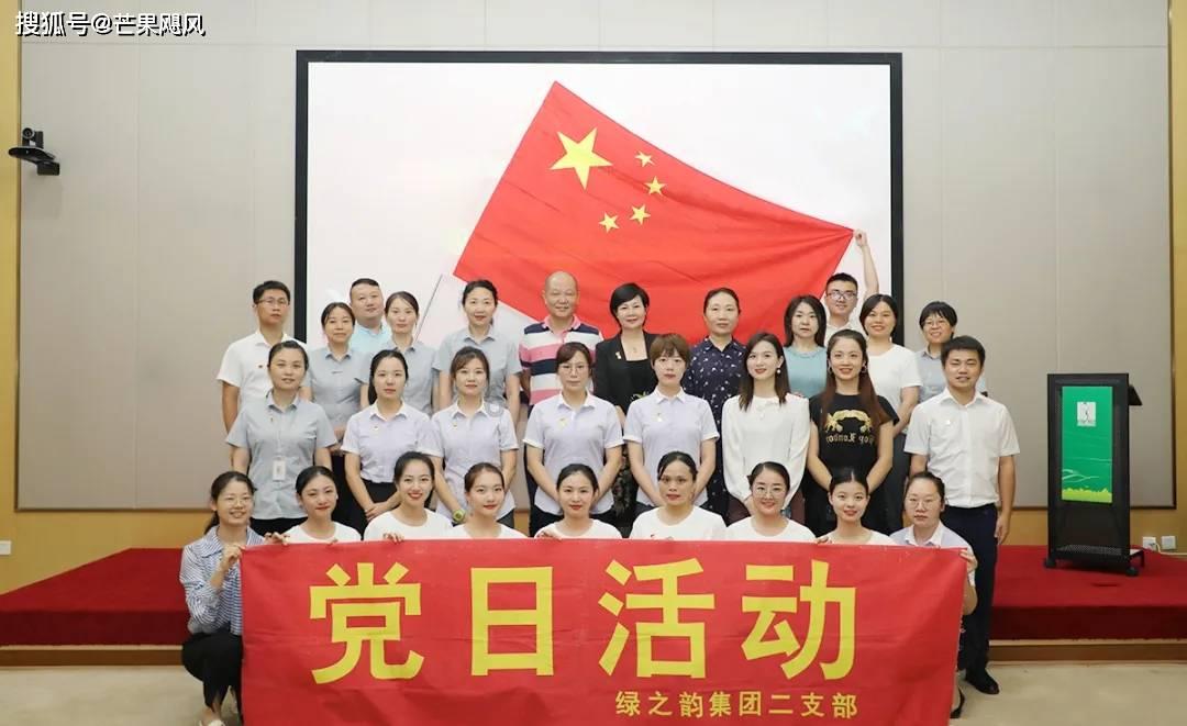 “东方艺术的明珠”！国际友人在京打卡德化白瓷展
